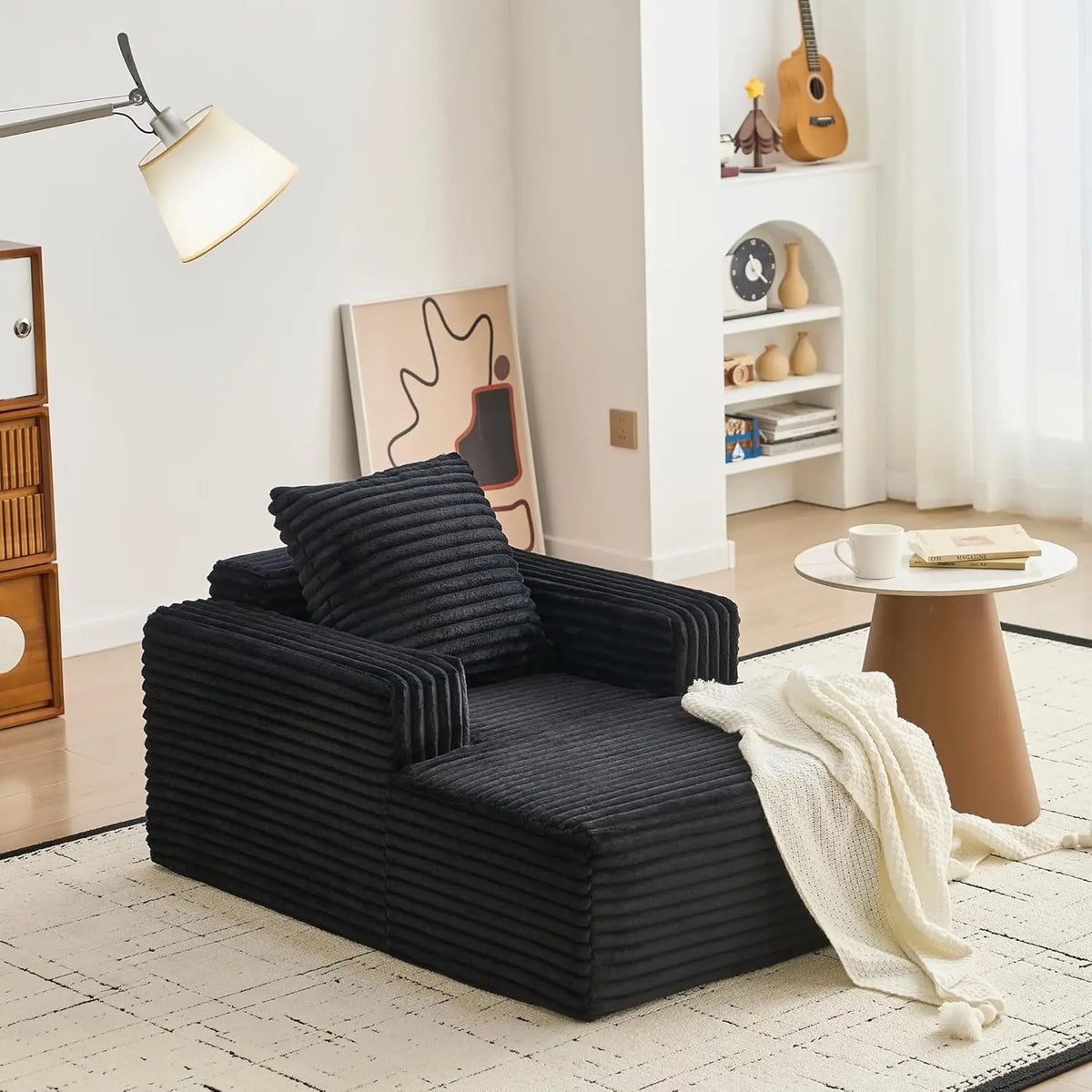 Accent & Lounge Chairs